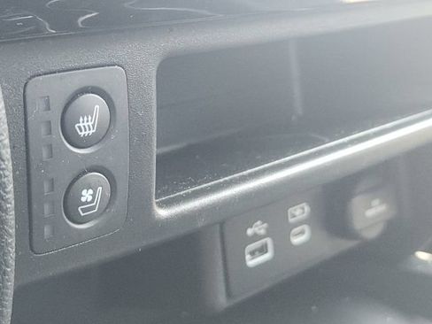 Used 2024 Honda Passport Black Edition image 25