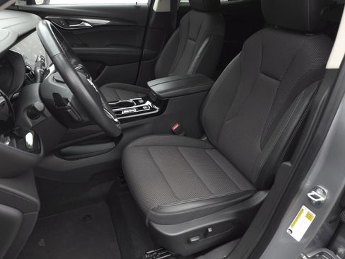 Used 2023 Buick Envision Preferred image 10