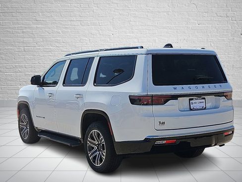 New 2025 Jeep Wagoneer 4WD image 3