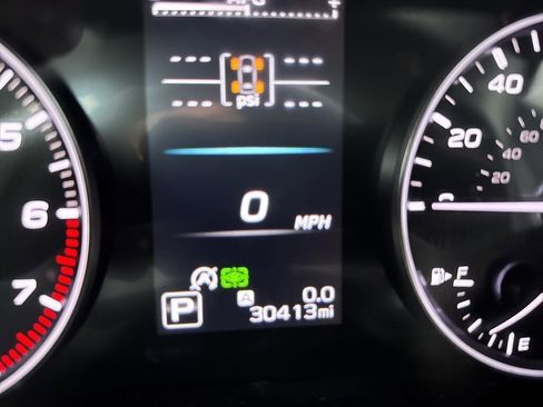 Used 2022 Subaru Outback Touring image 9