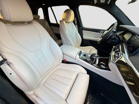 Used 2020 BMW X5 xDrive40i w/ Convenience Package image 15