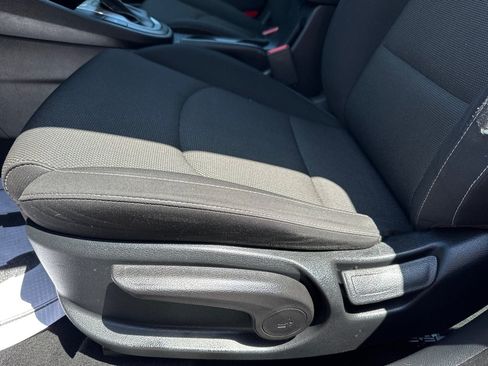 Used 2022 Kia Forte LXS w/ LXS Technology Package FWD image 18
