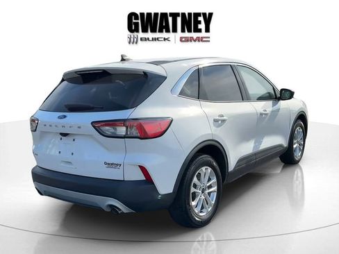 Used 2022 Ford Escape SE FWD image 6