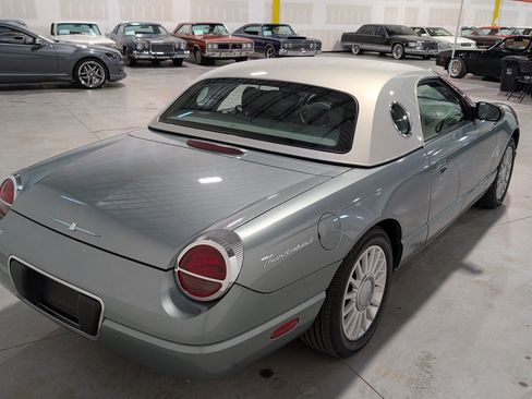 Used 2004 Ford Thunderbird Pacific Coast RWD image 14
