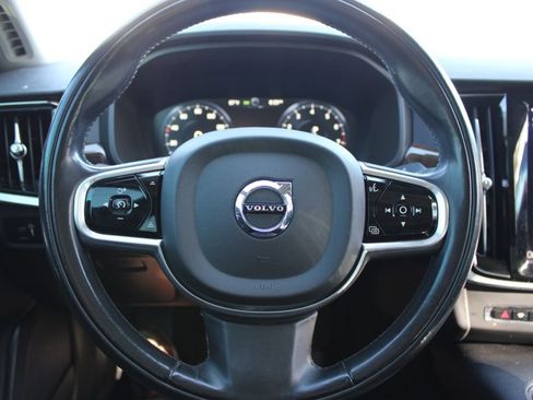 Used 2018 Volvo S90 T5 Momentum AWD/4WD image 28