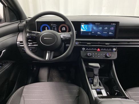 New 2026 Hyundai Santa Cruz SE image 5