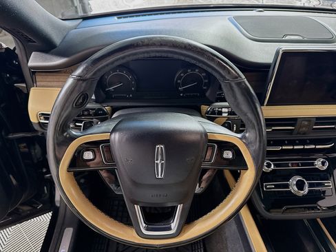 Used 2020 Lincoln Corsair Reserve w/ Elements Package image 17