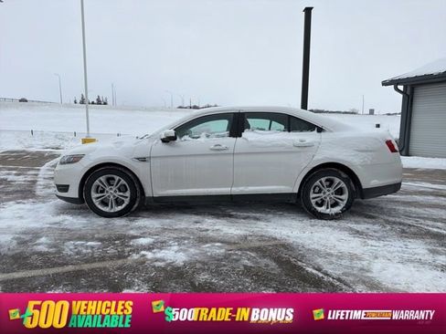 Used 2017 Ford Taurus SEL image 5