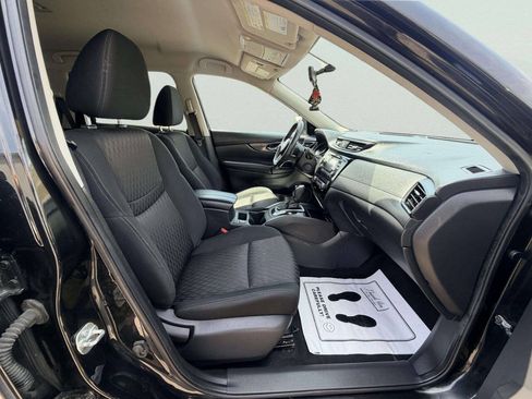 Used 2017 Nissan Rogue SV AWD/4WD image 30