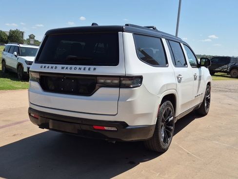 Used 2024 Jeep Grand Wagoneer Series II Obsidian w/ Quick Order Packagew 28T AWD/4WD image 3