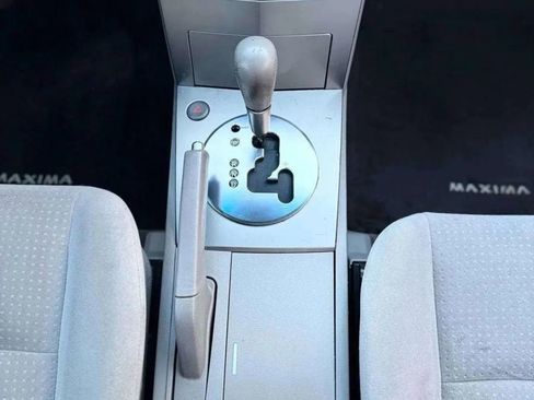 Used 2004 Nissan Maxima 3.5 SE w/ Premium Audio Pkg image 25