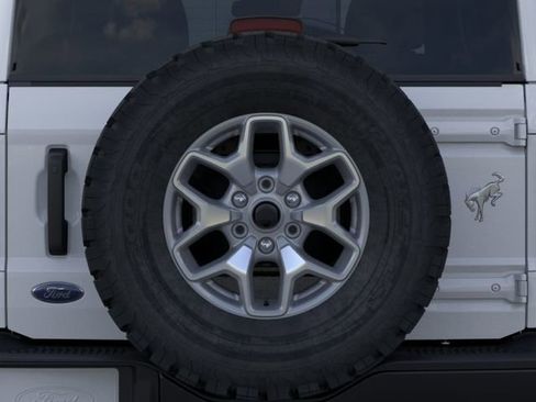 Used 2025 Ford Bronco Badlands image 24