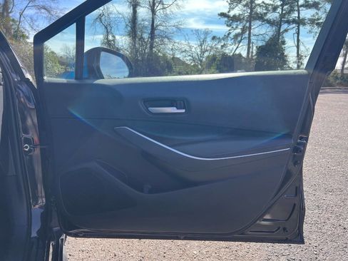 Used 2020 Toyota Corolla SE image 16