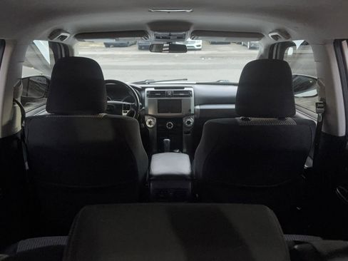 Used 2015 Toyota 4Runner SR5 image 26