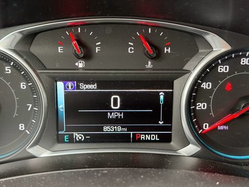 Used 2018 Chevrolet Equinox LT w/ Sun & Infotainment Package FWD image 12
