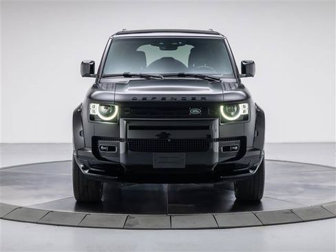 Used 2024 Land Rover Defender 110 X-Dynamic SE AWD/4WD image 8