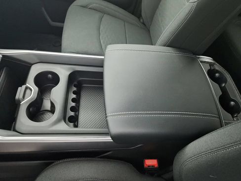 New 2026 RAM 2500 Big Horn AWD/4WD image 20