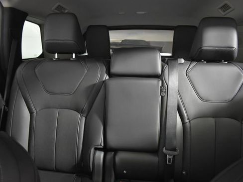 New 2026 INFINITI QX60 Luxe image 30