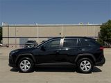 Used 2021 Toyota RAV4 LE image 2