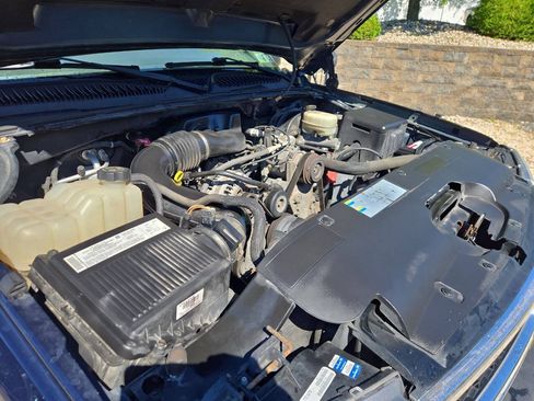 Used 2006 Chevrolet Silverado 1500 W/T RWD image 19
