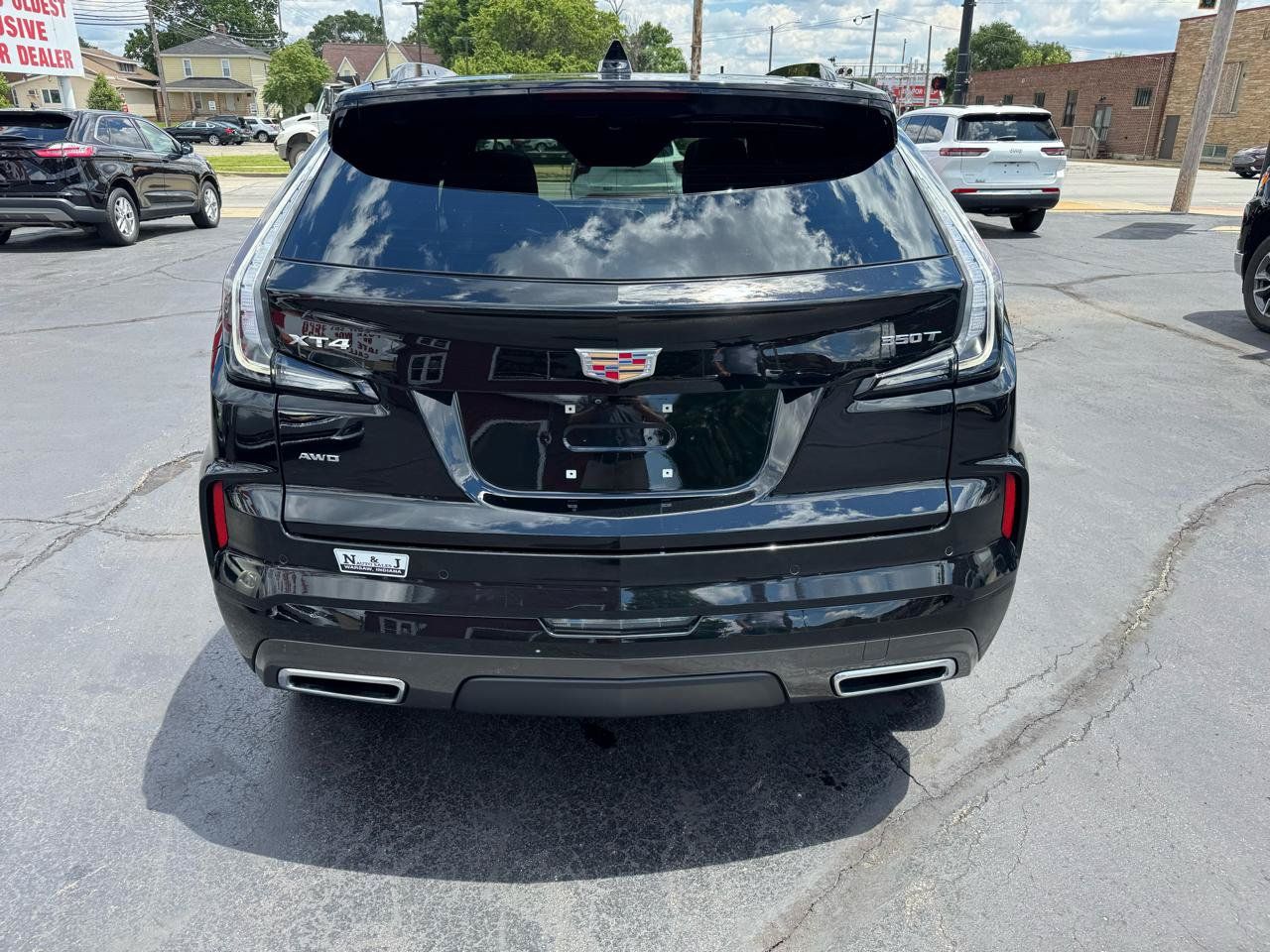 Used 2025 Cadillac XT4 Sport AWD/4WD image 6