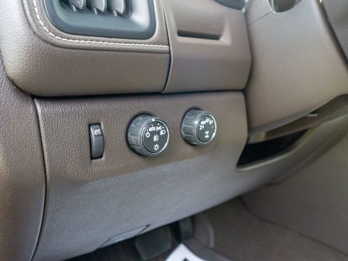 Used 2021 GMC Canyon Denali image 17