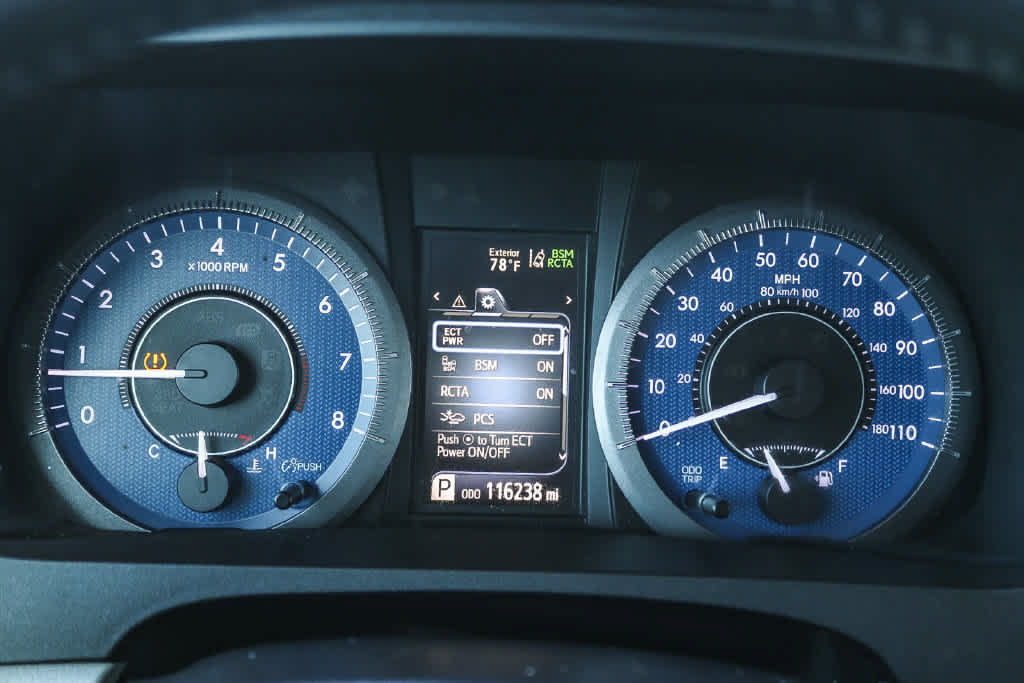 Used 2019 Toyota Sienna XLE w/ XLE Navigation Package FWD image 21