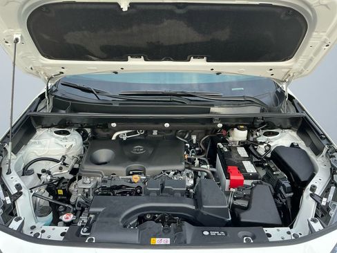 Used 2024 Toyota RAV4 XLE image 18