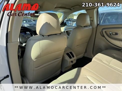 Used 2013 Ford Taurus SEL image 26