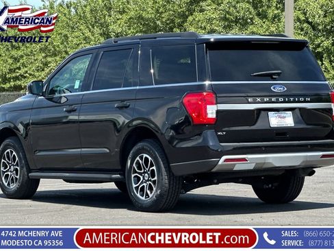 Used 2024 Ford Expedition XLT AWD/4WD image 6