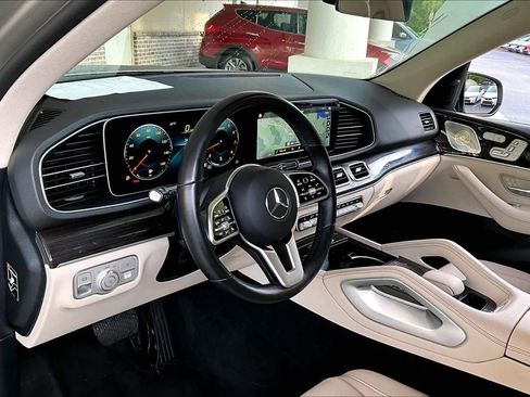 Used 2023 Mercedes-Benz GLE 350 4MATIC w/ Premium Package image 18