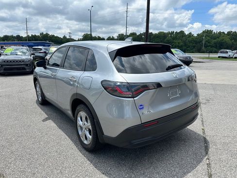 Used 2024 Honda HR-V LX image 3