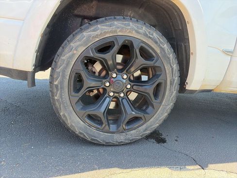 Used 2020 RAM 1500 Limited AWD/4WD image 7