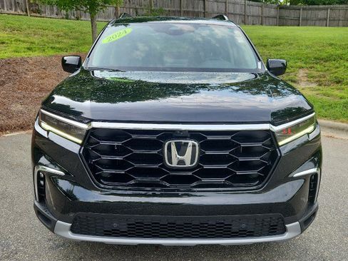 Certified 2024 Honda Pilot Elite image 2