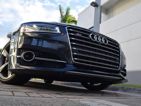 Used 2015 Audi S8 image 13
