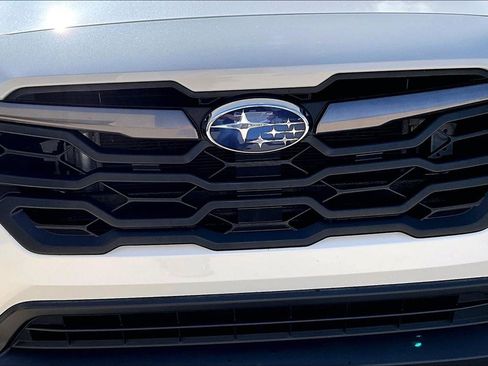 Used 2024 Subaru Crosstrek 2.5i Limited AWD/4WD image 33