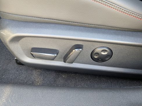 New 2026 Nissan Sentra SR w/ SR Premium Package FWD image 21