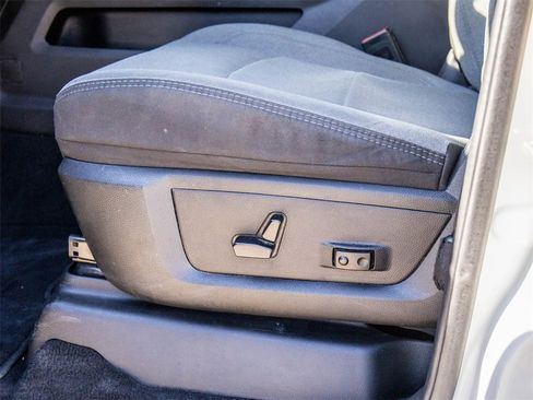 Used 2024 RAM 2500 Big Horn w/ Off Road Package image 29