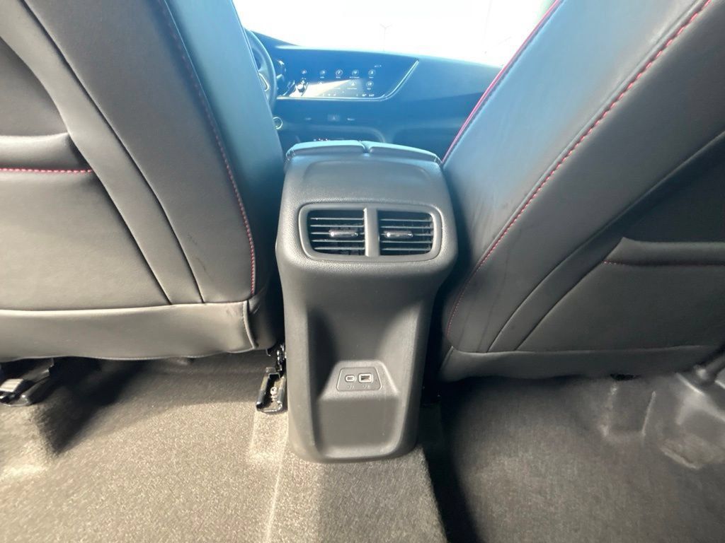 Used 2023 Buick Envision Essence w/ Sport Touring Package AWD/4WD image 18