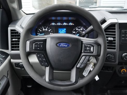 Used 2019 Ford F250 XL w/ Power Equipment Group image 6