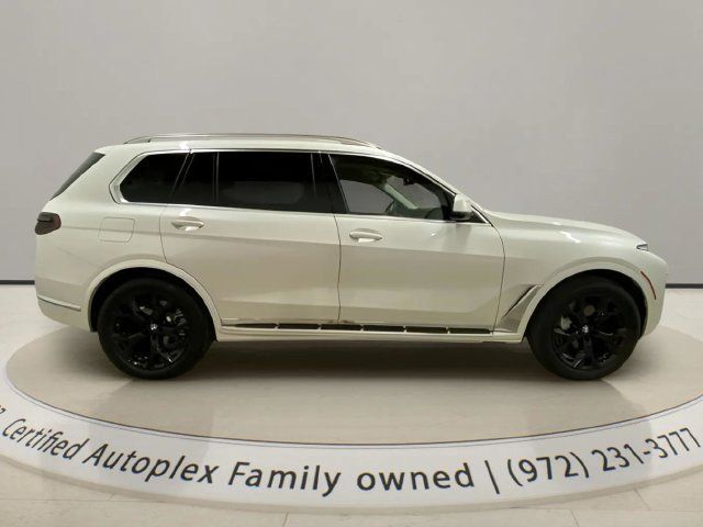 Used 2026 BMW X7 xDrive40i w/ Premium Package AWD/4WD image 6