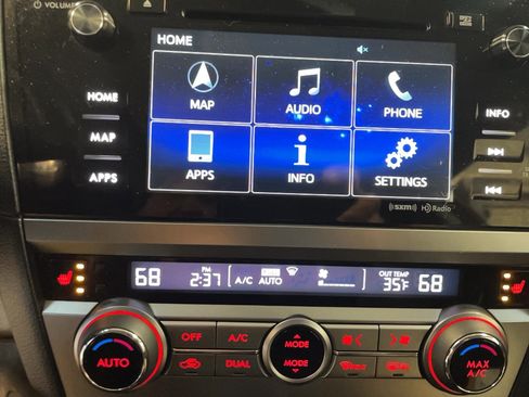 Used 2017 Subaru Outback 2.5i Limited image 16