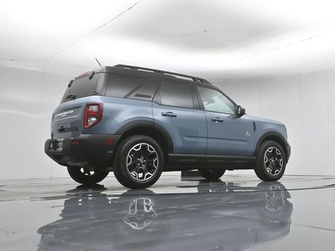 Used 2025 Ford Bronco Sport Outer Banks w/ Outer Banks Tech Package+ AWD/4WD image 51