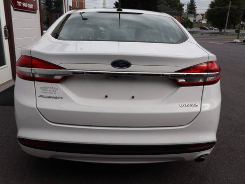 Used 2018 Ford Fusion S FWD image 3