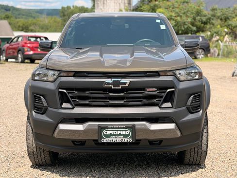 Used 2023 Chevrolet Colorado Trail Boss w/ Safety Package AWD/4WD image 2