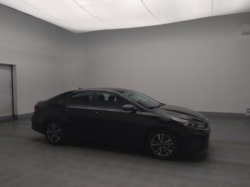 Used 2023 Kia Forte LXS w/ LXS Technology Package image 11