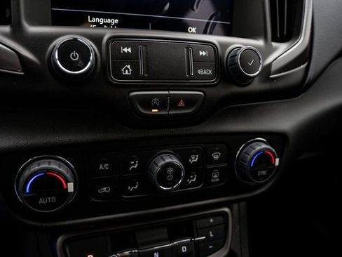 Certified 2024 GMC Terrain AT4 w/ Infotainment Package II image 18