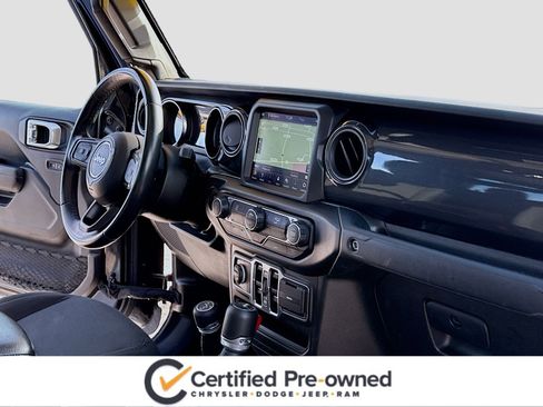 Used 2022 Jeep Gladiator Sport image 5