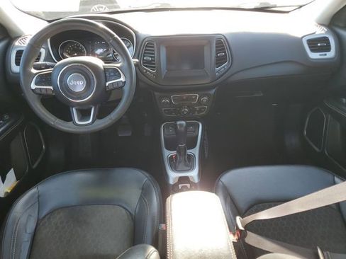 Used 2021 Jeep Compass Latitude FWD image 22