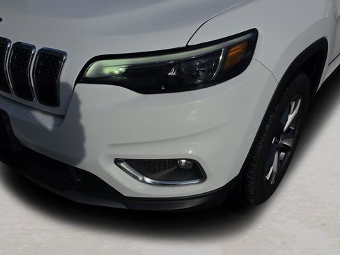 Used 2022 Jeep Cherokee Limited image 9